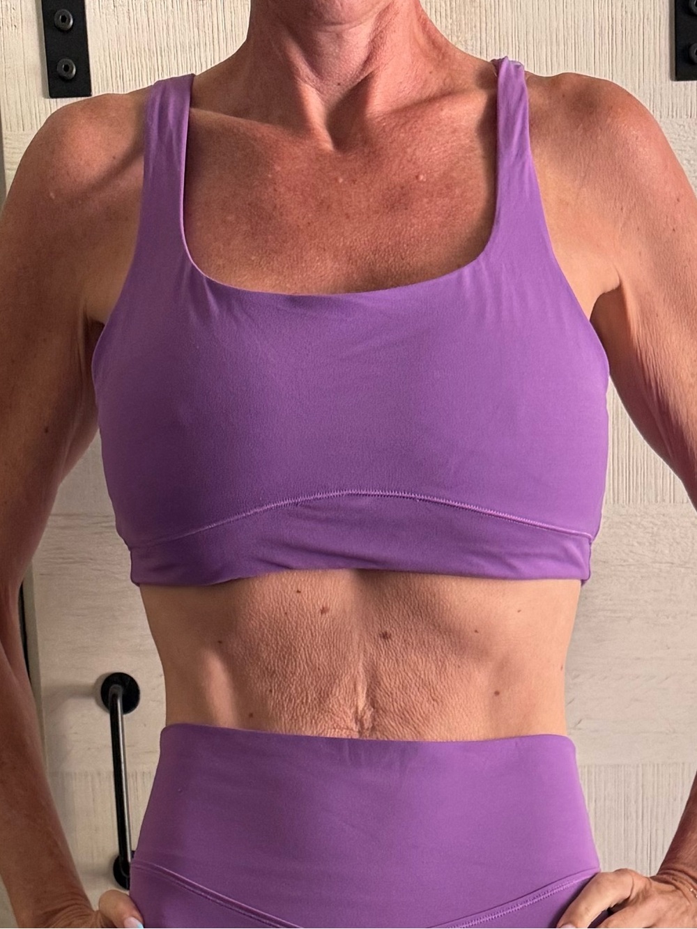 Vuori AllTheForm Sports Bra size Large Bright Violet